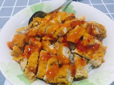 脆皮鸡米饭技术培训班哪家好？飘味缘餐饮培训学校深度解析