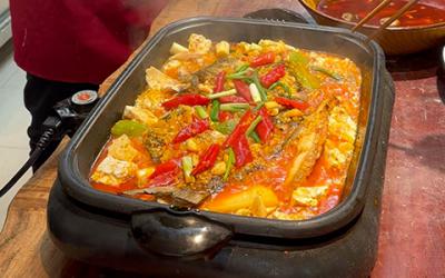 万州烤鱼技术培训哪里好？解锁地道风味，开启创业新篇