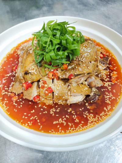 学凉拌菜凉拌鸡片技术培训哪里有？飘味缘凉菜培训学校