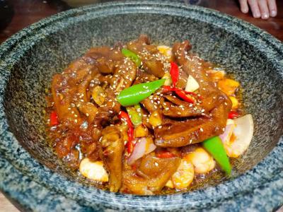 无骨鸭掌技术培训学校哪里好？飘味缘小吃培训机构手把手培训