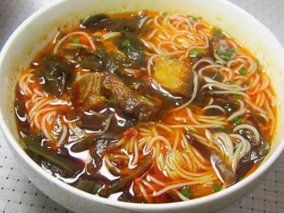 绵阳米粉技术培训班在哪里？飘味缘餐饮培训学校备受推荐