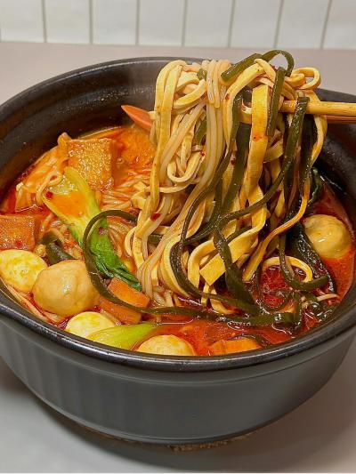  成都餐饮米线技术培训哪里比较靠谱？飘味缘米线技术培训内容包括哪些