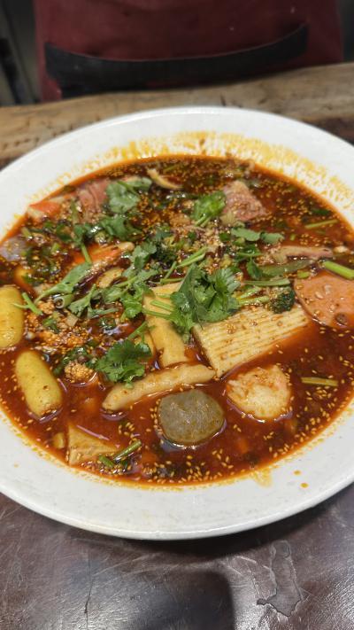 成都麻辣烫餐饮培训中心哪家专业？飘味缘麻辣烫技术培训班深度解析